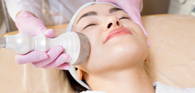 Es mejor un facial o una limpieza